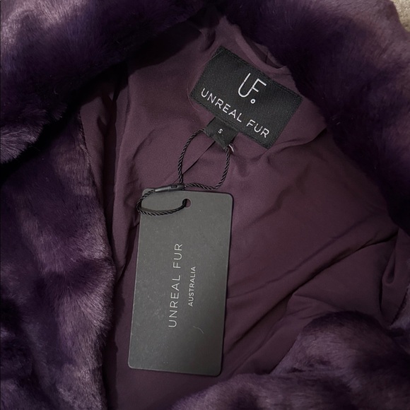 Unreal Fur Velvet Underground Coat Free People does - Picture 5 of 6
